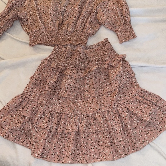 Pink floral ruffle nasty gal set - Picture 3 of 7